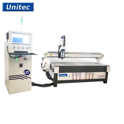 Kolay Servo Geniş Formatlı Ağaç İşleme CNC Router Makinesi