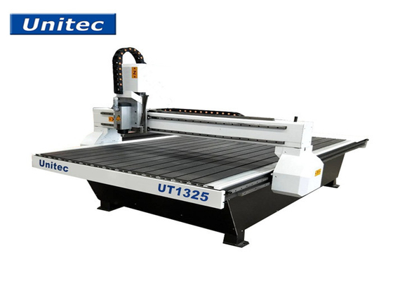 18000rpm 600 x 900mm Unitec UT1325 3D Ahşap CNC Makinesi